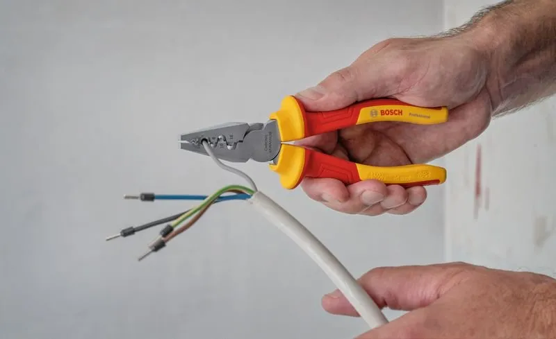 BOSCH VDE 1000 Volt İzoleli Kablo Pabucu Sıkma Pensesi 180 mm (1600A02NE6)