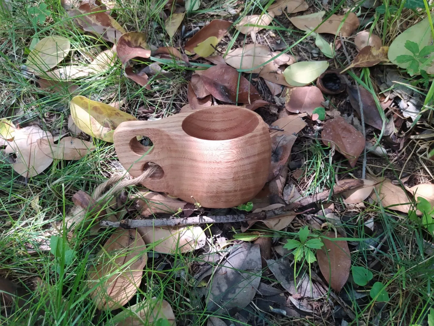 Ceviz Ağacından Yapılmış El Oyması Kuksa Bardak