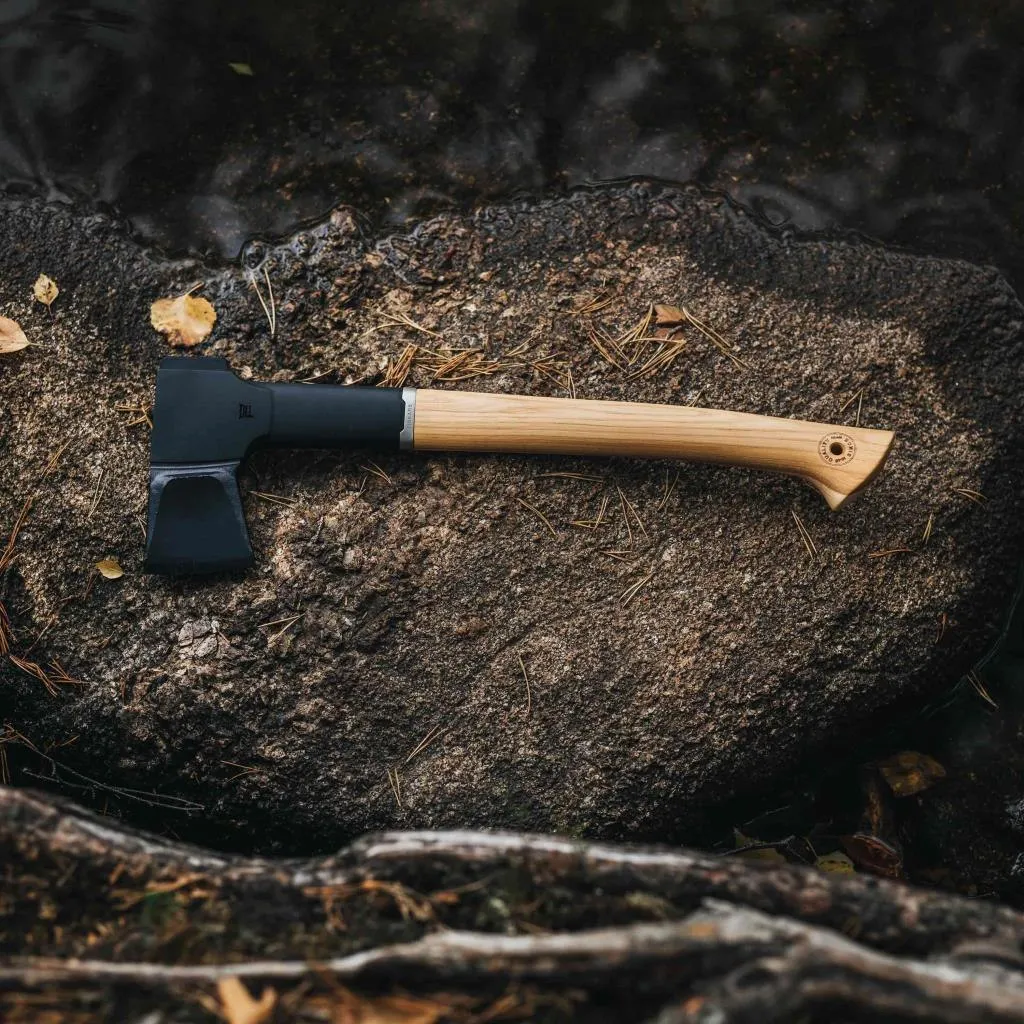 FISKARS Norden N10 Ahşap Saplı Odun Yarma Baltası